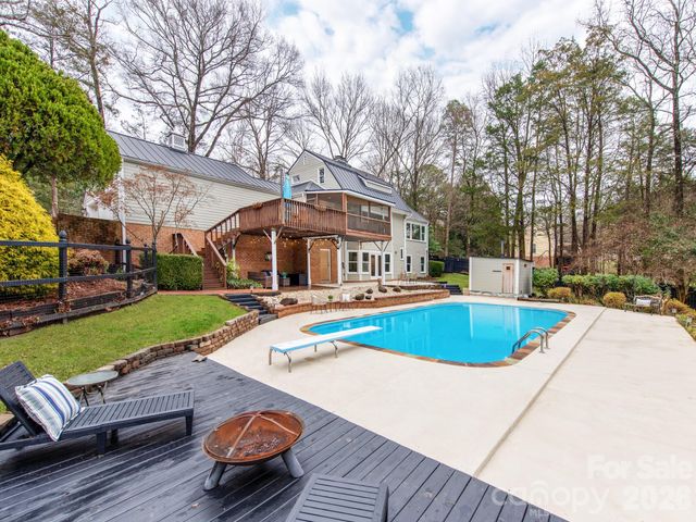 5361 Five Knolls Drive, Charlotte, NC 28226