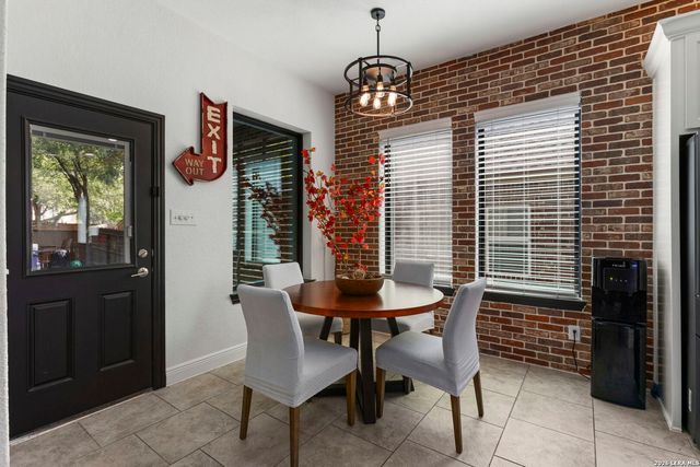 12727 Coal Mine Rise, San Antonio, TX 78245