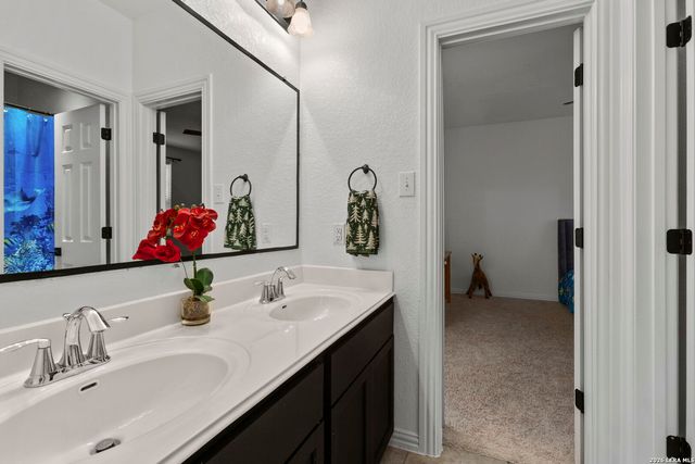 12727 Coal Mine Rise, San Antonio, TX 78245