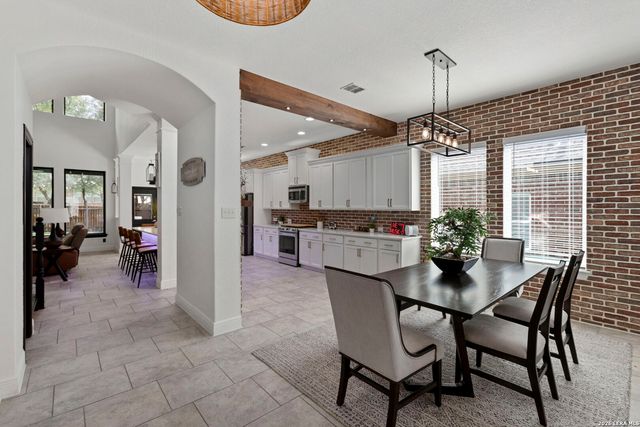 12727 Coal Mine Rise, San Antonio, TX 78245