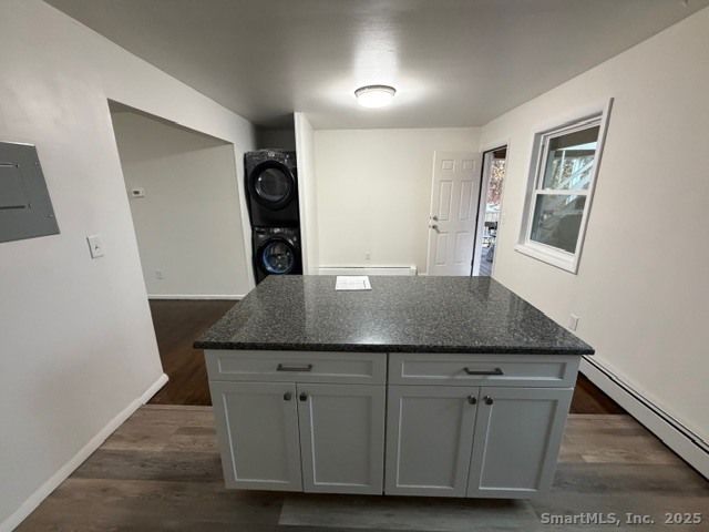 27 Fairview Drive APT 2, Danbury, CT 06810