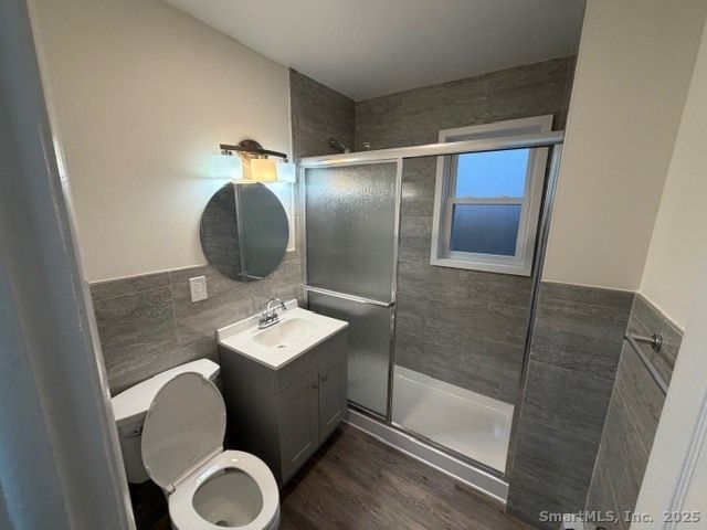 27 Fairview Drive APT 2, Danbury, CT 06810