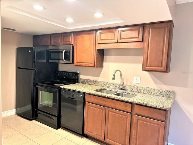 5057 VINELAND ROAD 5057, Orlando, FL 32811