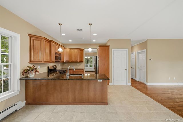118 Ridge Road, Valley Cottage, NY 10989