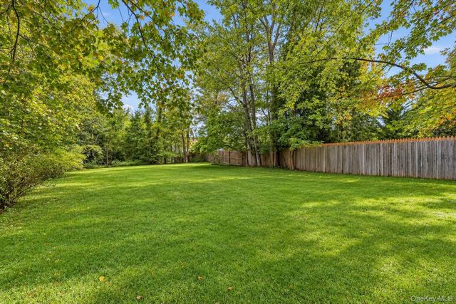 118 Ridge Road, Valley Cottage, NY 10989
