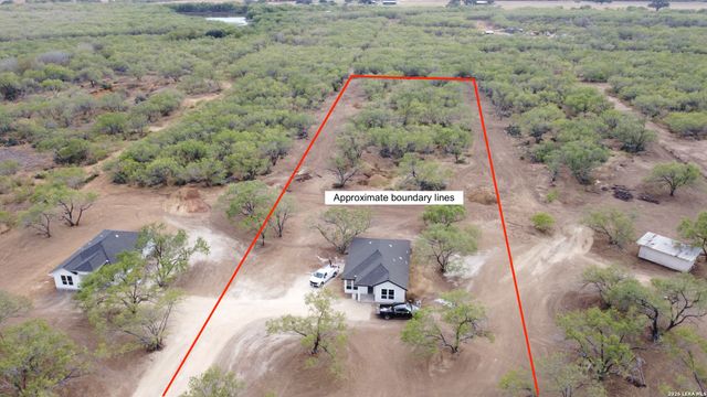 1450 Corgey Rd., Pleasanton, TX 78064
