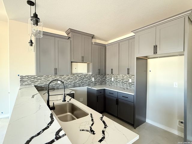 1450 Corgey Rd., Pleasanton, TX 78064