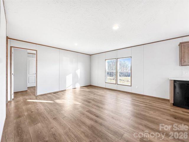 3925 Taylorsville Highway, Statesville, NC 28625