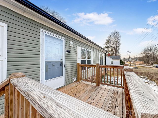 3925 Taylorsville Highway, Statesville, NC 28625