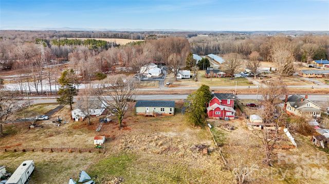 3925 Taylorsville Highway, Statesville, NC 28625