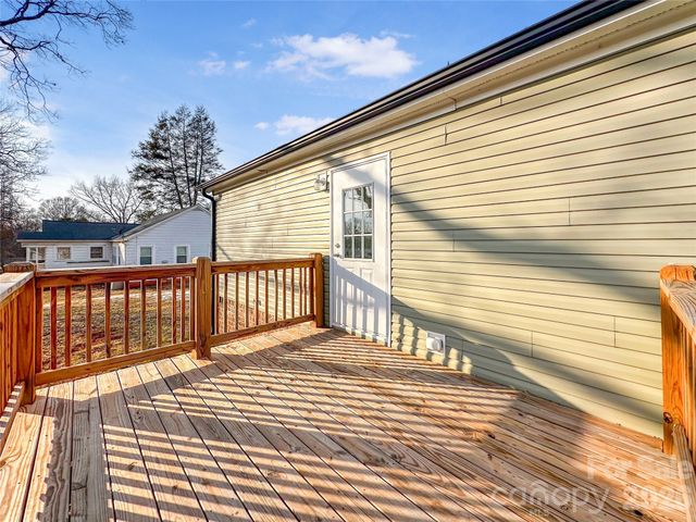 3925 Taylorsville Highway, Statesville, NC 28625