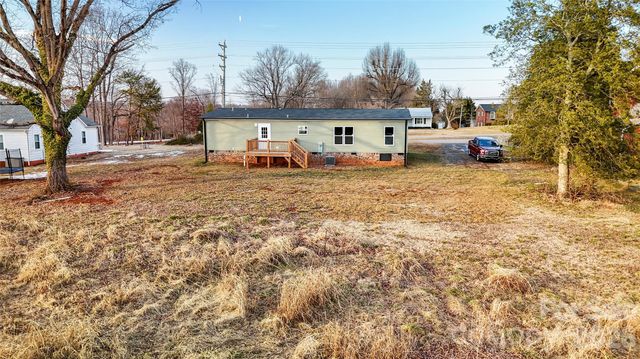 3925 Taylorsville Highway, Statesville, NC 28625