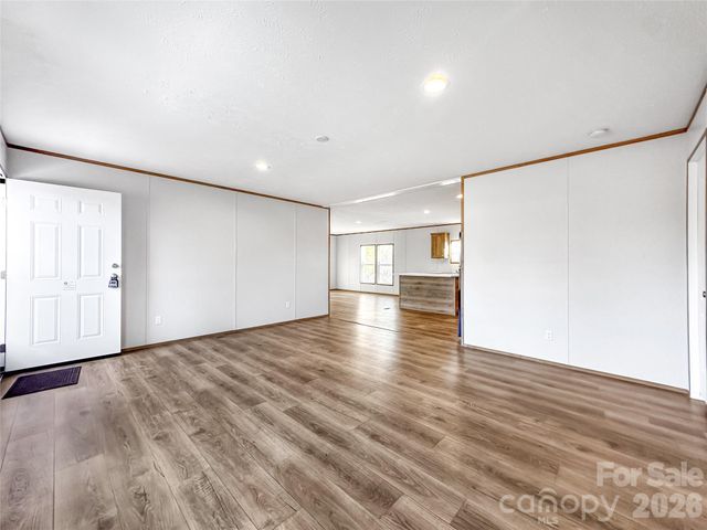 3925 Taylorsville Highway, Statesville, NC 28625