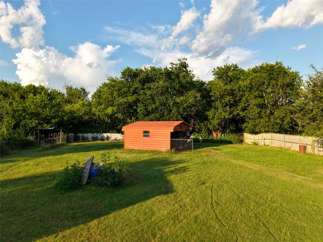 7151 County Road 151, Kaufman, TX 75142