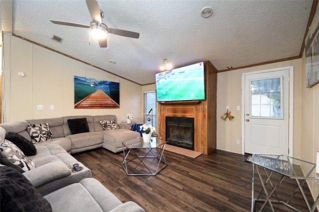 7151 County Road 151, Kaufman, TX 75142