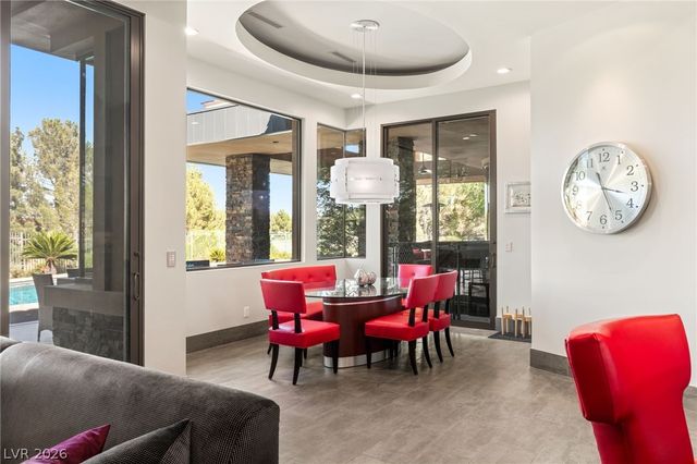 2 Castle Oaks Court, Las Vegas, NV 89141