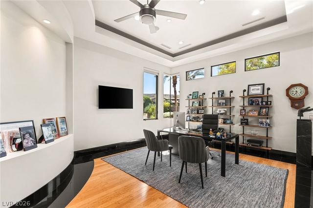 2 Castle Oaks Court, Las Vegas, NV 89141