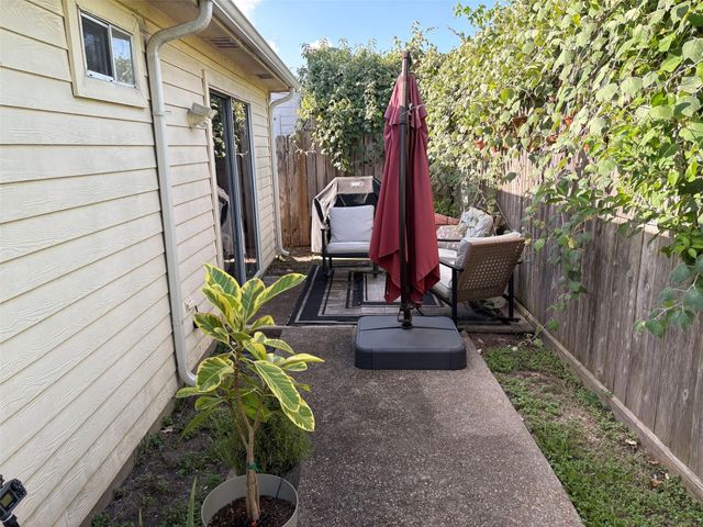 1830 Creek, Houston, TX 77080