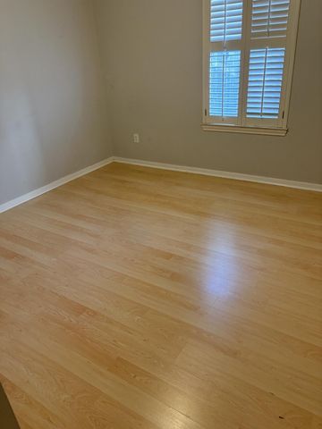 1830 Creek, Houston, TX 77080