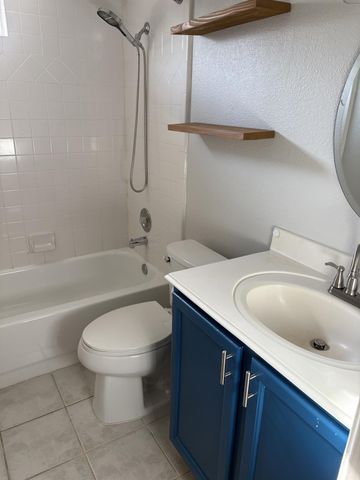 1830 Creek, Houston, TX 77080