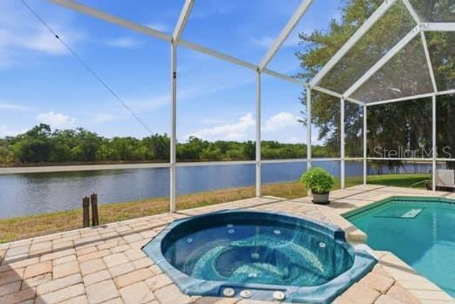 6113 COGNAC CIRCLE, Lutz, FL 33558