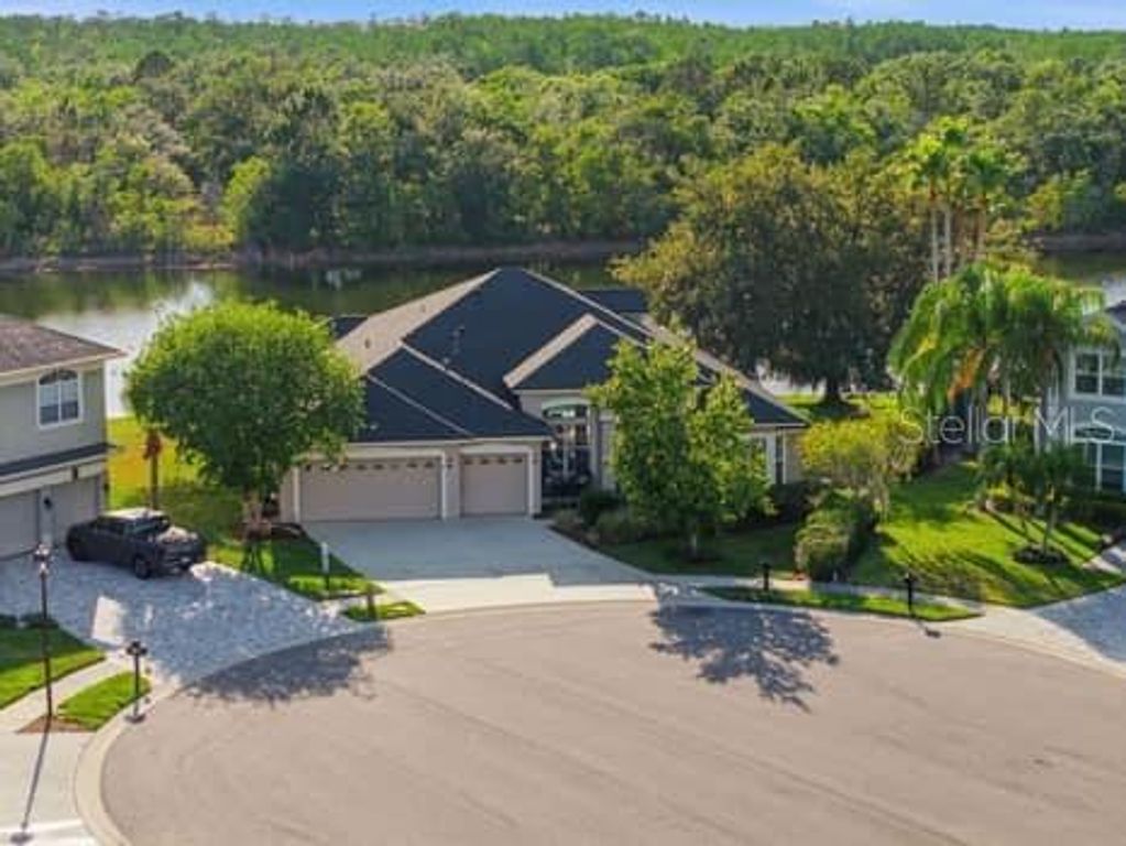 6113 COGNAC CIRCLE, Lutz, FL 33558
