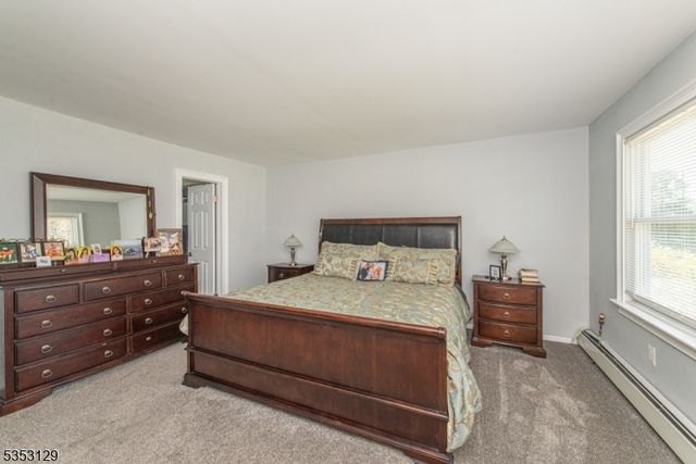 377 Hollywood Ave, Fairfield Twp., NJ 07004