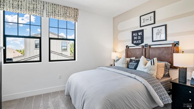 104 Wellness Way, Rohnert Park, CA 94928