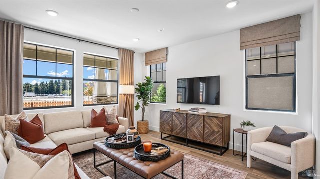 104 Wellness Way, Rohnert Park, CA 94928