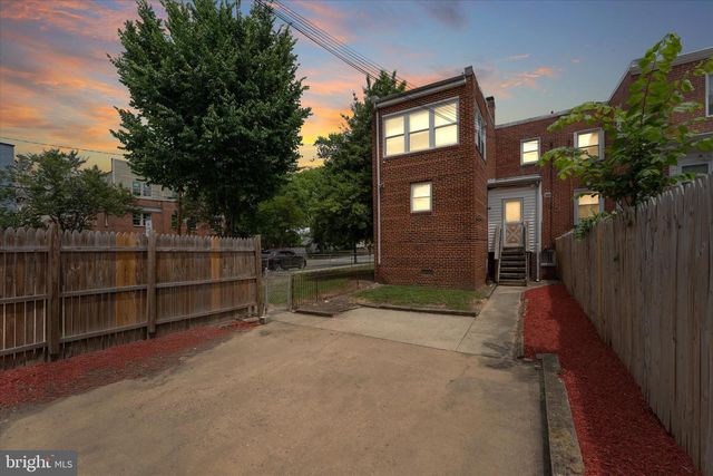 1601 19TH ST SE, Washington, DC 20020