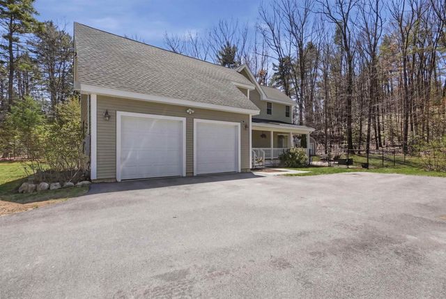 5 Sarah's Way, Newton, NH 03858