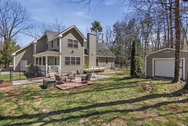 5 Sarah's Way, Newton, NH 03858
