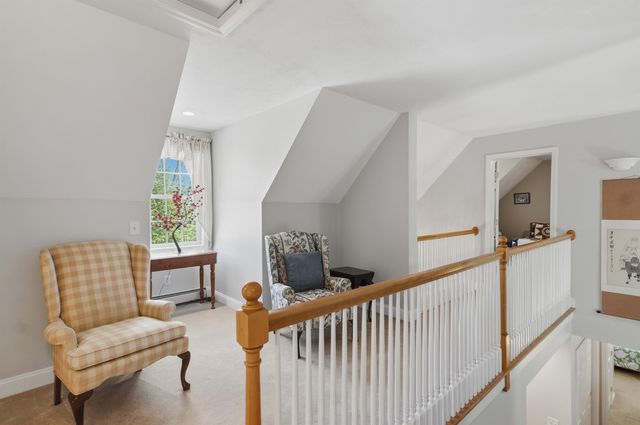 5 Sarah's Way, Newton, NH 03858