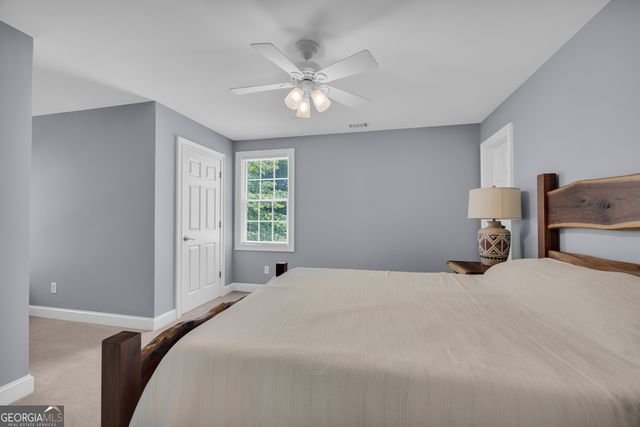 242 Pristine Cove, Hartwell, GA 30643