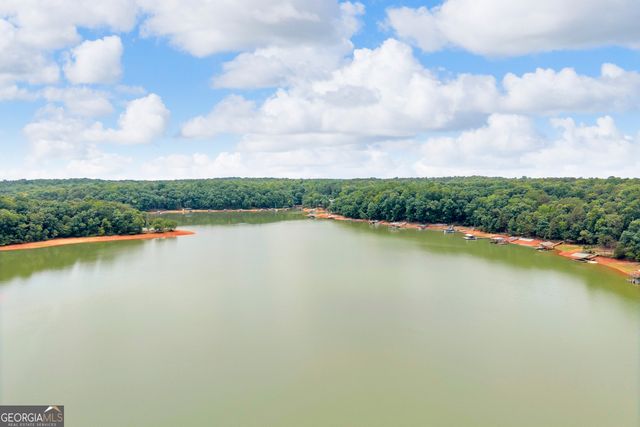 242 Pristine Cove, Hartwell, GA 30643