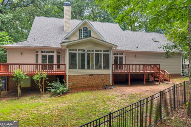 242 Pristine Cove, Hartwell, GA 30643