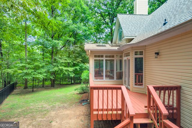 242 Pristine Cove, Hartwell, GA 30643