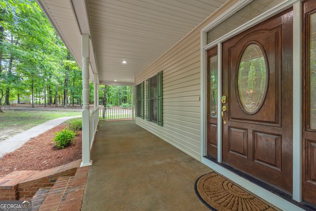 242 Pristine Cove, Hartwell, GA 30643