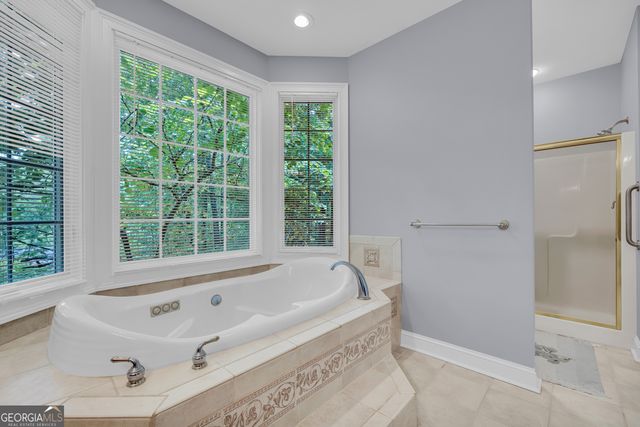 242 Pristine Cove, Hartwell, GA 30643