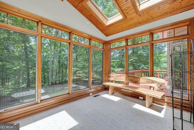 242 Pristine Cove, Hartwell, GA 30643
