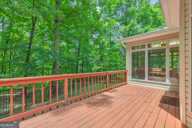 242 Pristine Cove, Hartwell, GA 30643