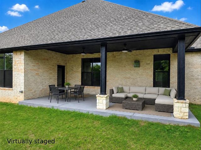 2907 Ridgecrest Drive, Purcell, OK 73080