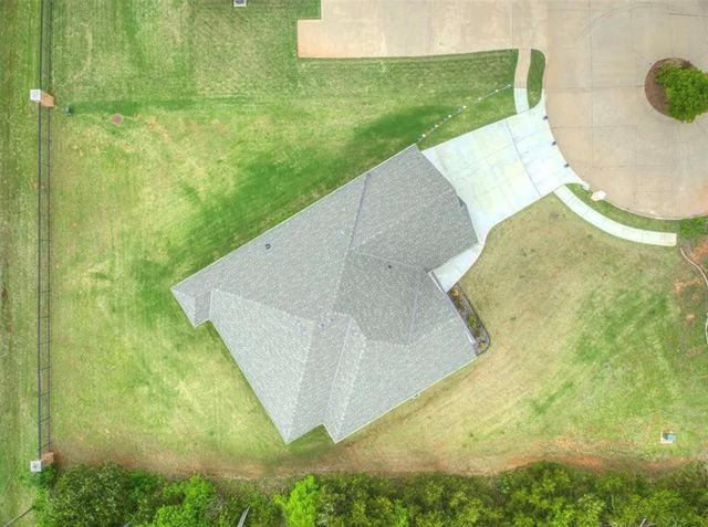 2907 Ridgecrest Drive, Purcell, OK 73080