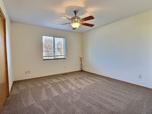 1929 W Schoolhouse St, Haysville, KS 67060