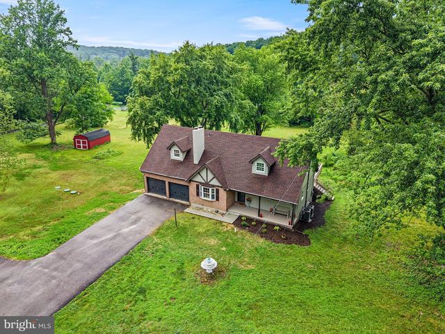 29 KURTZ RD, Schwenksville, PA 19473