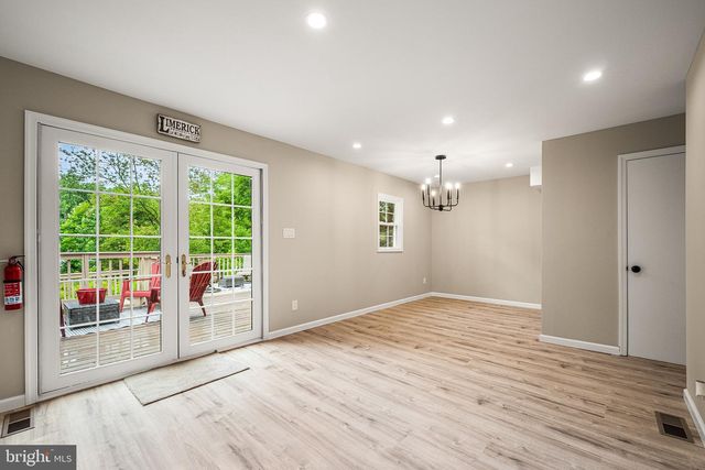 29 KURTZ RD, Schwenksville, PA 19473