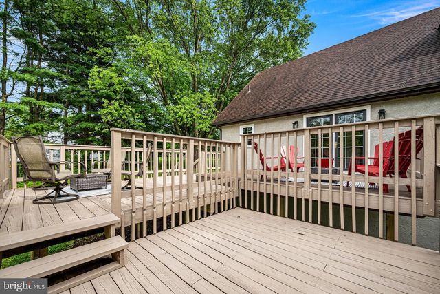 29 KURTZ RD, Schwenksville, PA 19473