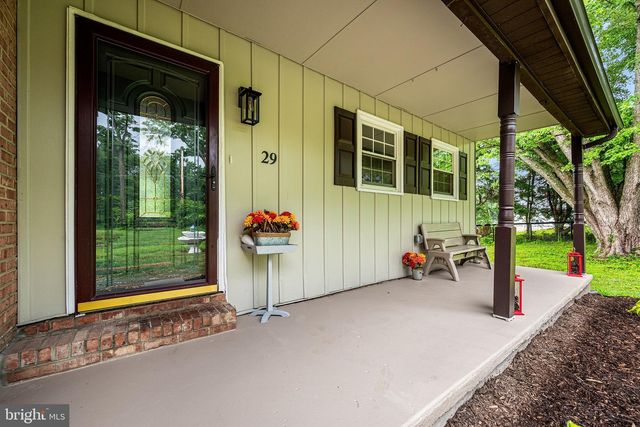 29 KURTZ RD, Schwenksville, PA 19473