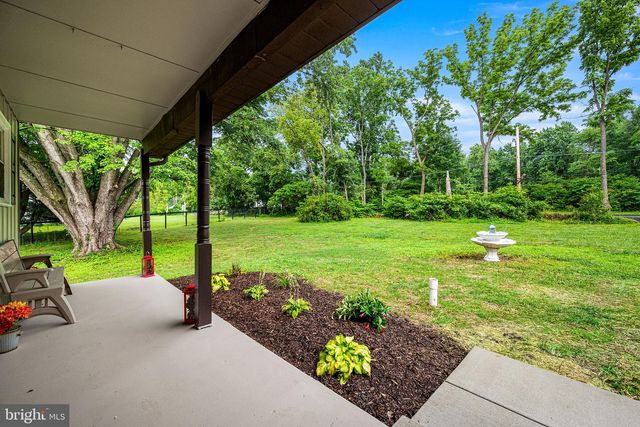 29 KURTZ RD, Schwenksville, PA 19473
