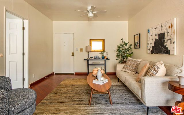 4361 Berryman Avenue 12, Los Angeles, CA 90066